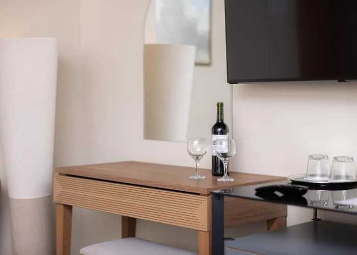 Felicia Viesnīca Riga